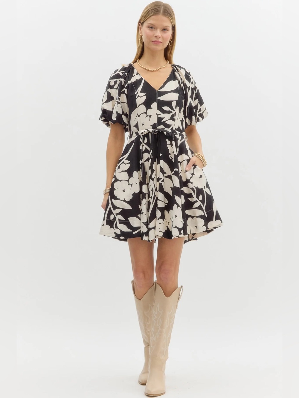 NWT Entro Black and Cream Floral V-Neck Mini Dress